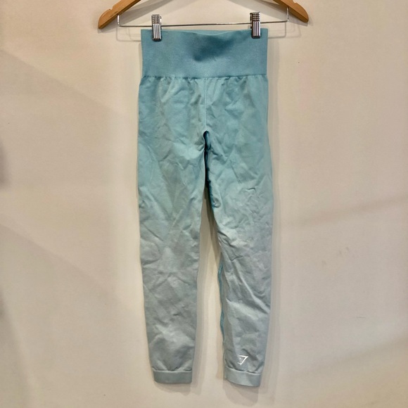 Gymshark Two Piece Athletic Outfit - Picture 4 of 7